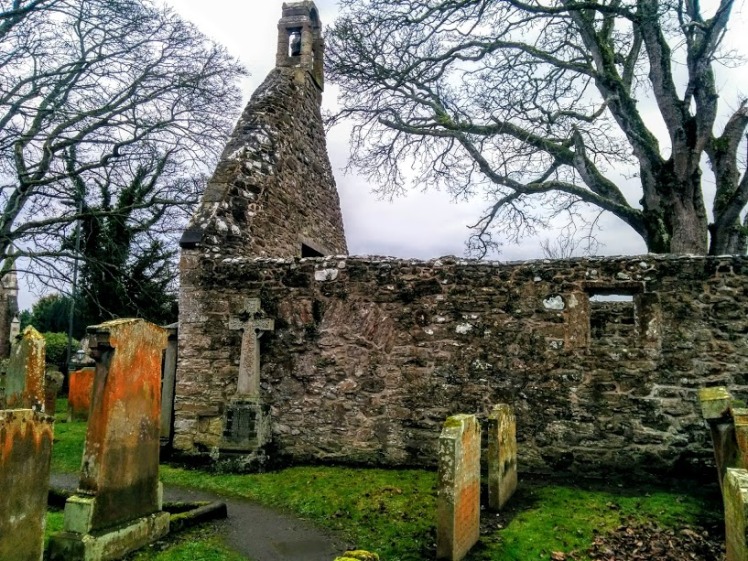 Stone remains of Alloway's Auld Kirk