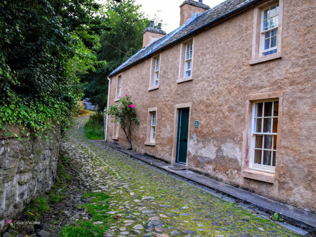 Pretty stone cottage on a cobbled street, Cromarty